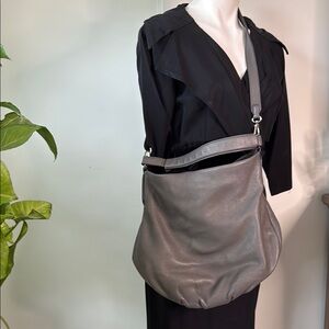 Marc by Marc Jacobs Large Leather Tote Shoulder bag